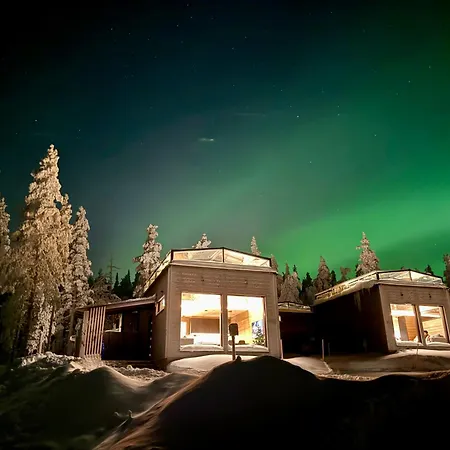 Lapland Luxury Igloos D *