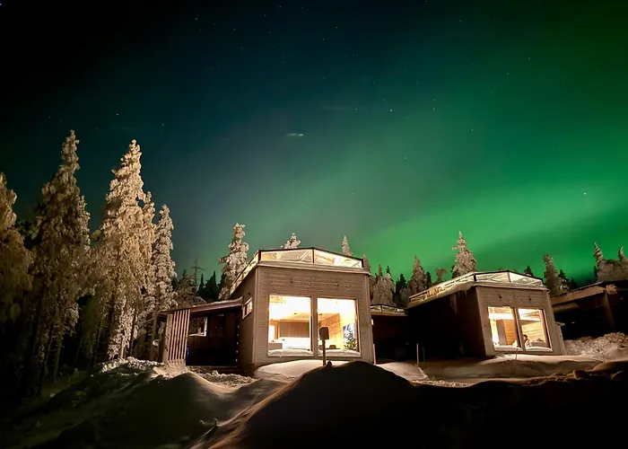 Lapland Luxury Igloos D *